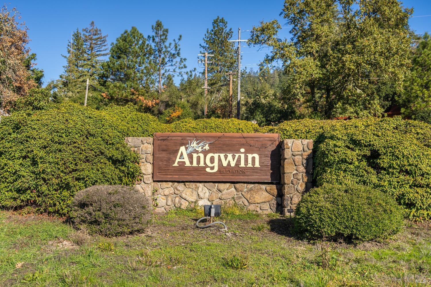 1045 Summit Lake Drive Angwin CA 94508