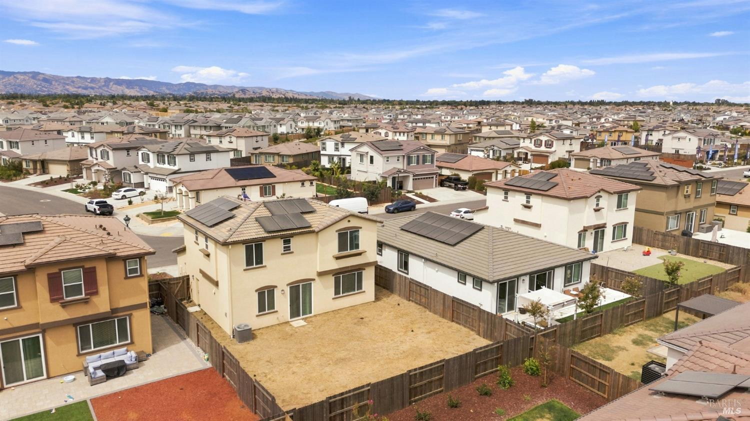 585 Shefford Drive Vacaville CA 95687
