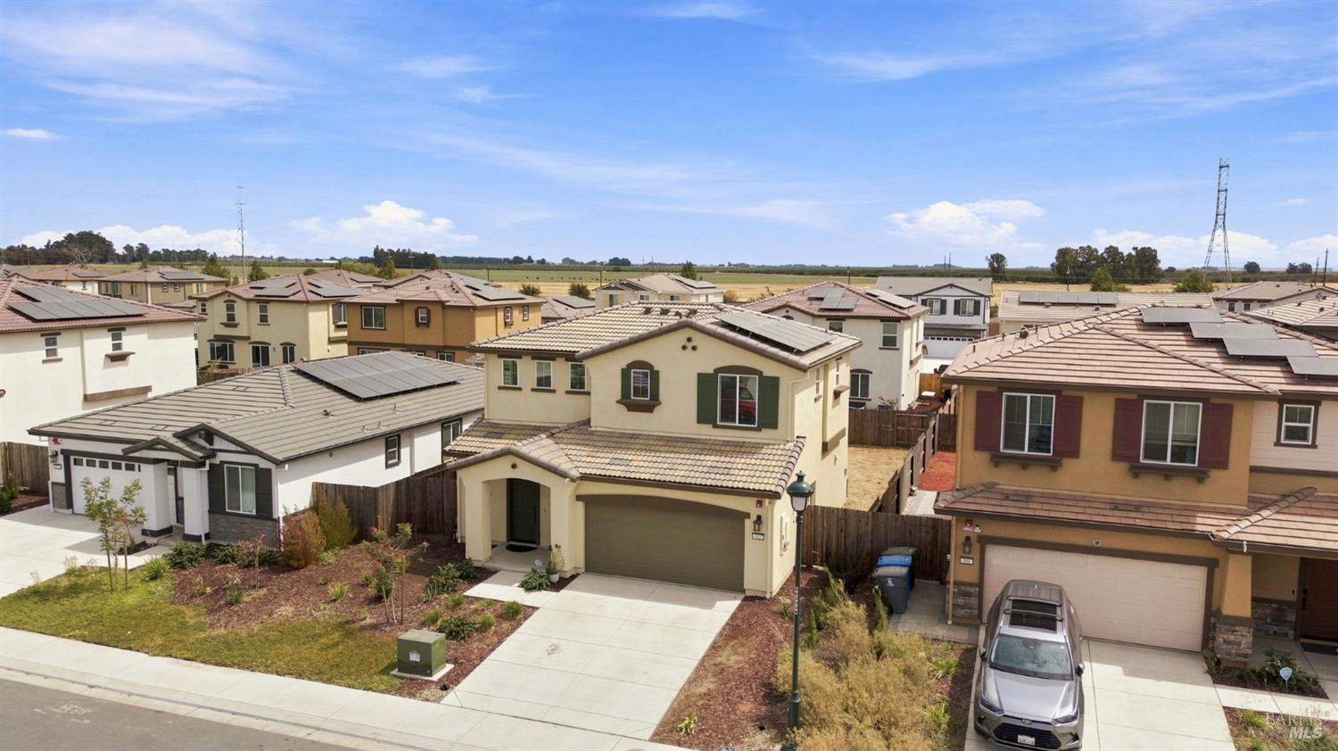 585 Shefford Drive Vacaville CA 95687