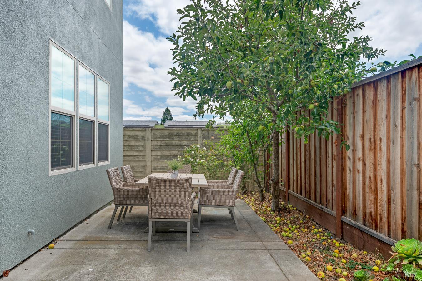1442 Trombetta Street Santa Rosa CA 95407