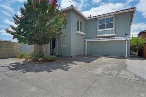 1442 Trombetta Street Santa Rosa CA 95407