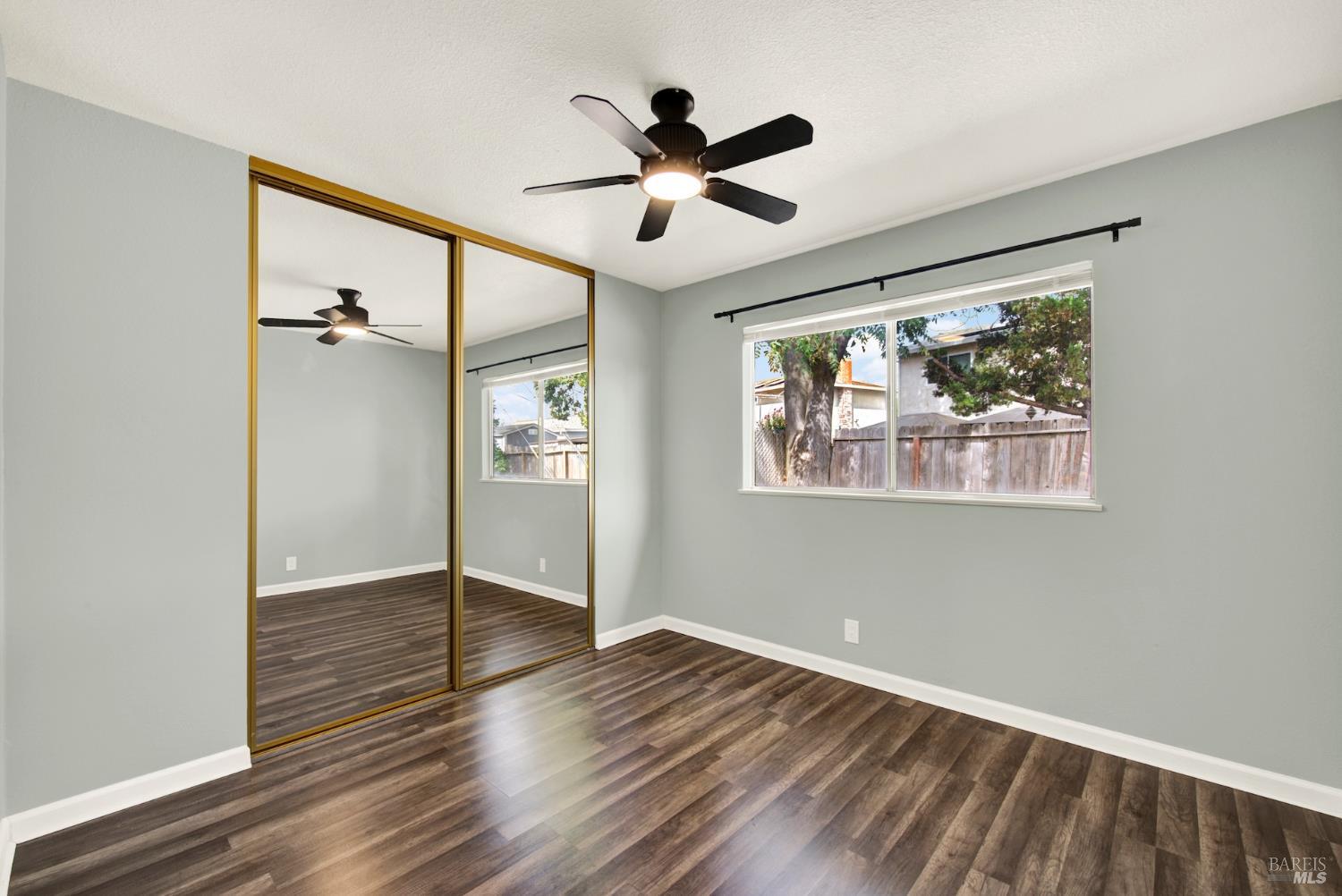 650 W H Street Dixon CA 95620