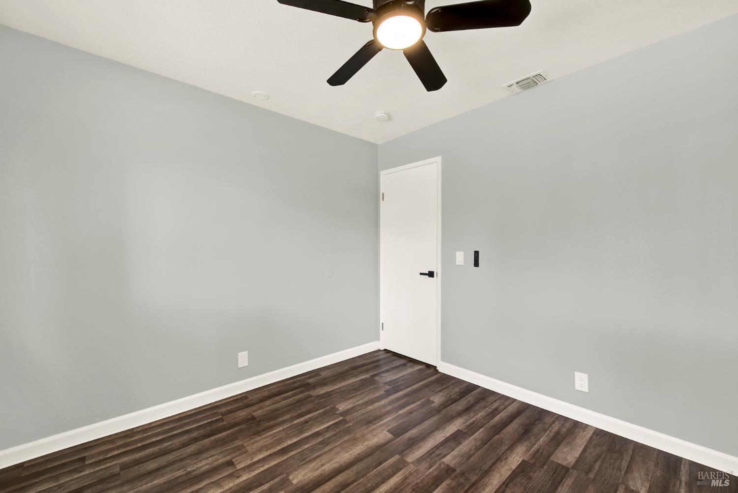 650 W H Street Dixon CA 95620