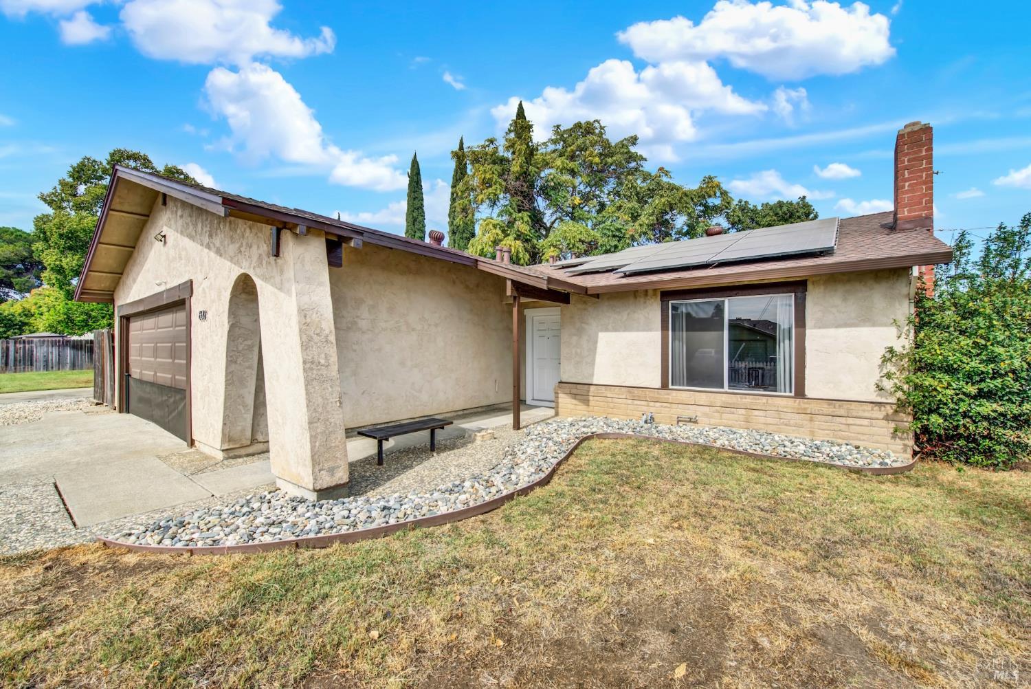650 W H Street Dixon CA 95620