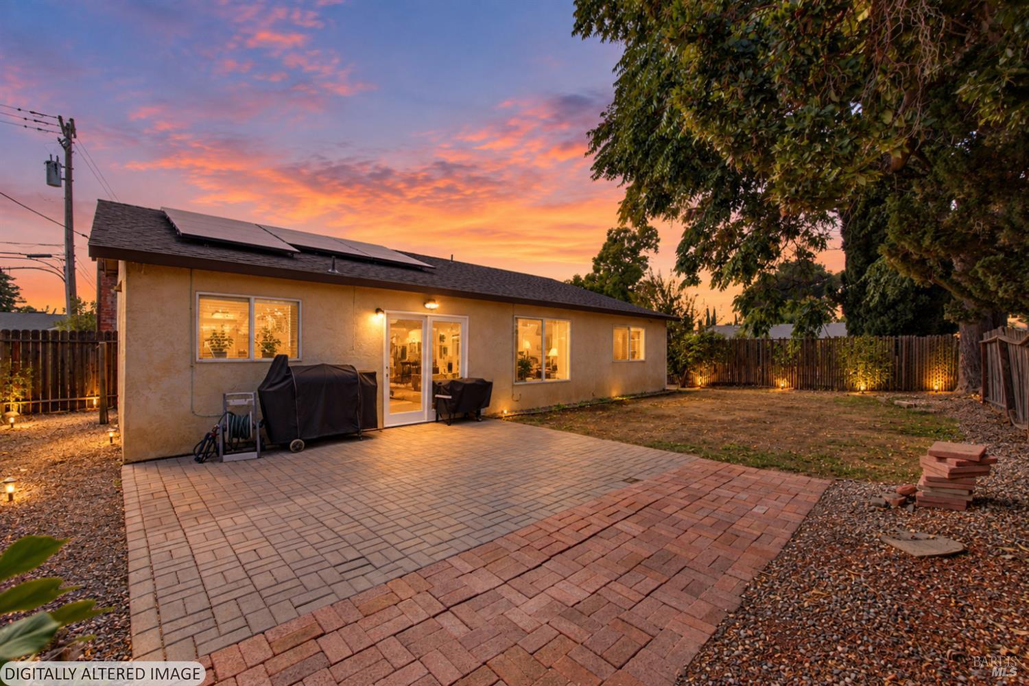 650 W H Street Dixon CA 95620