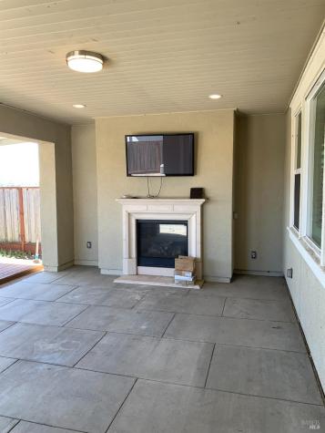 2522 NW Barley Lane NW Santa Rosa CA 95403