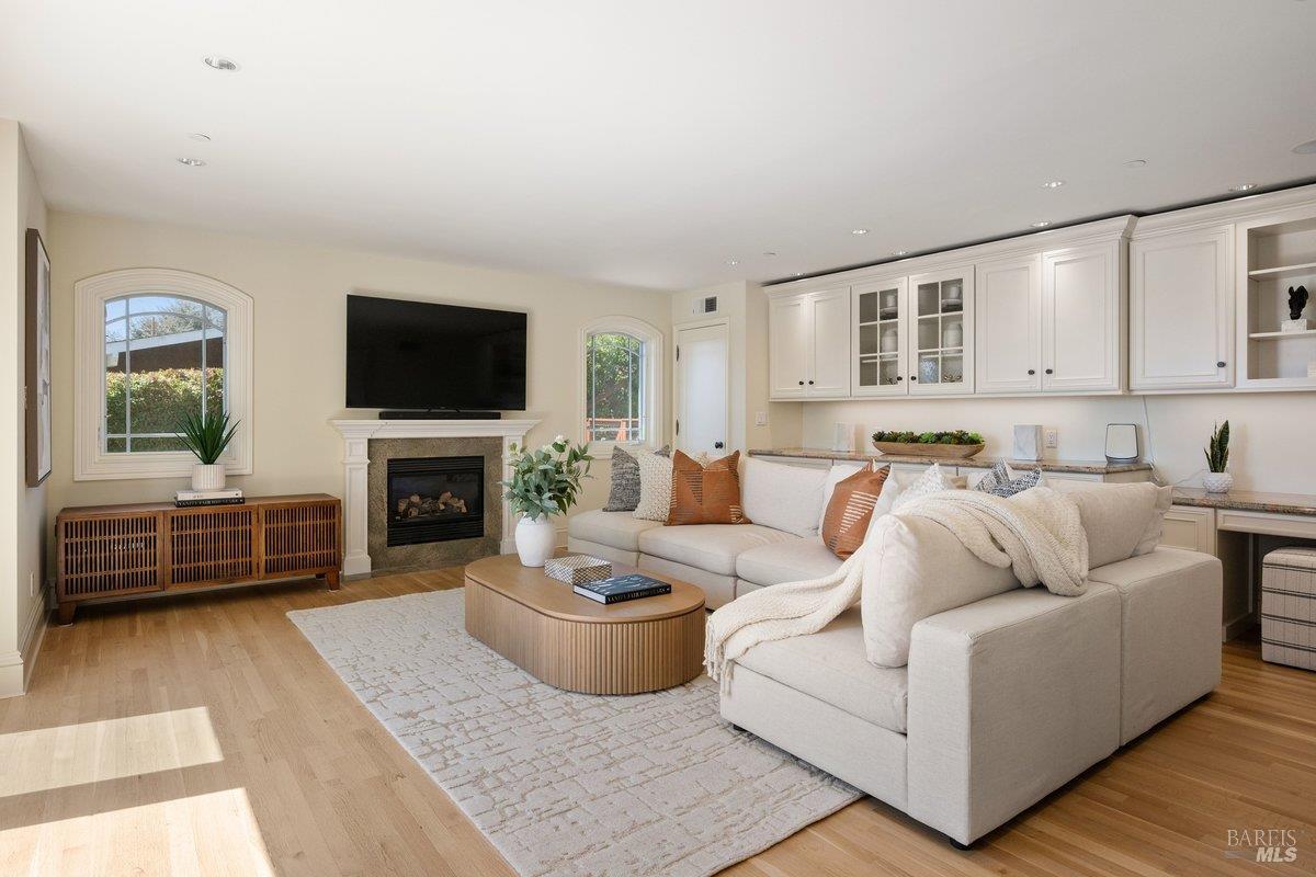 9 Francisco Vista Court Tiburon CA 94920