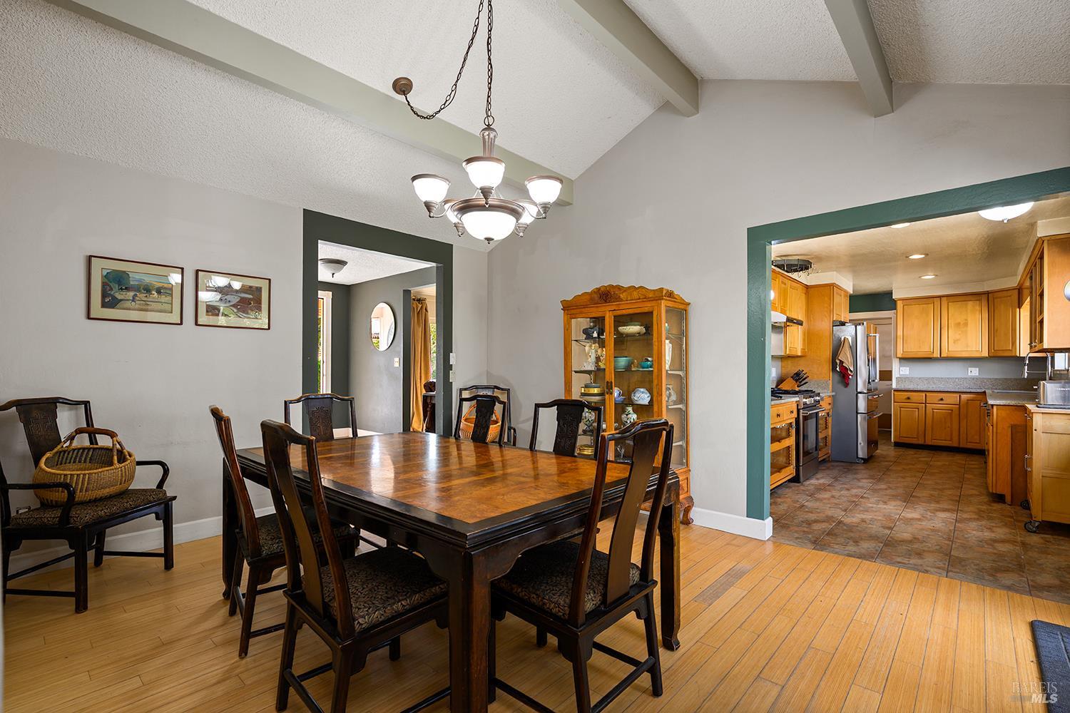 10395 Deblyn Lane Sebastopol CA 95472