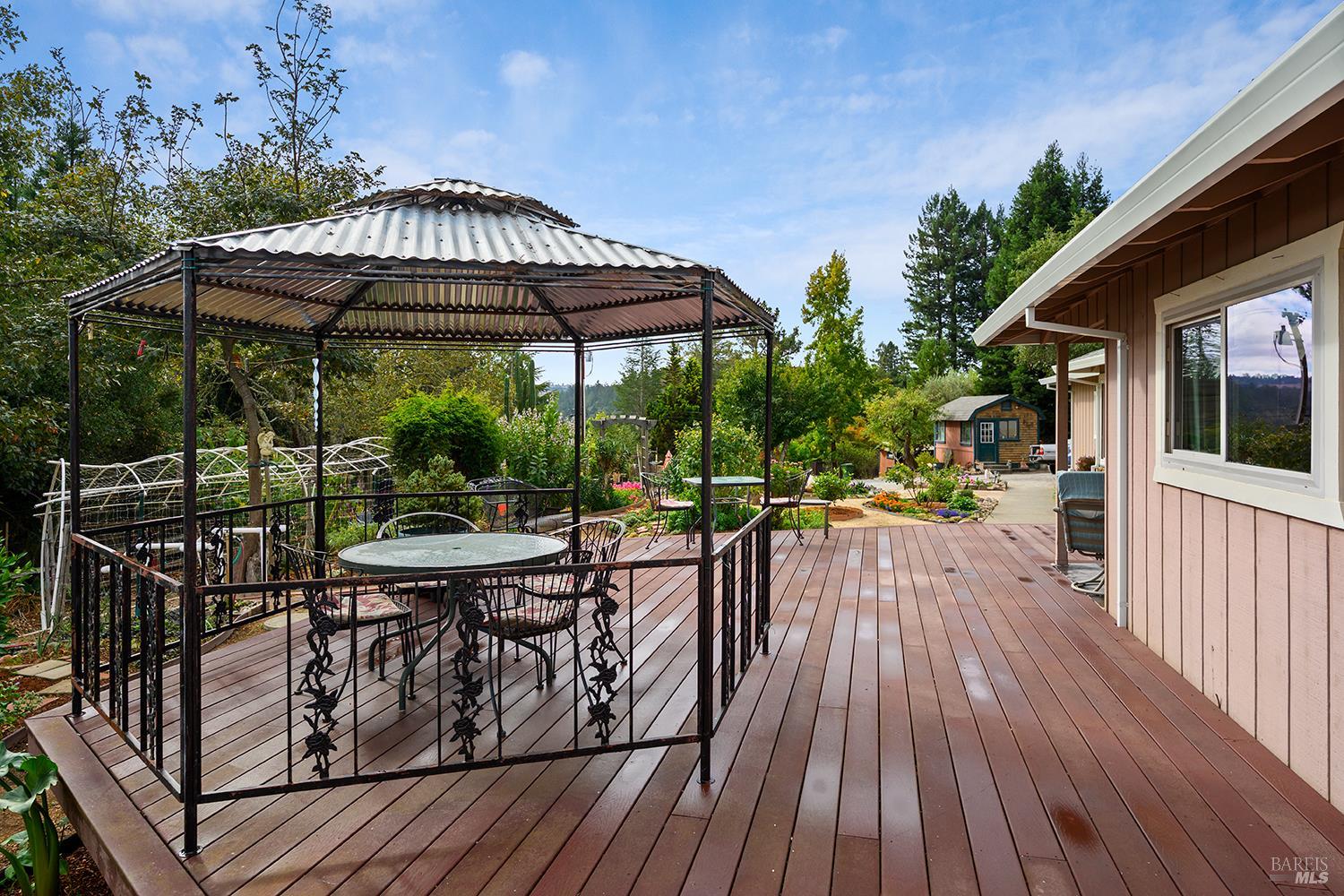 10395 Deblyn Lane Sebastopol CA 95472