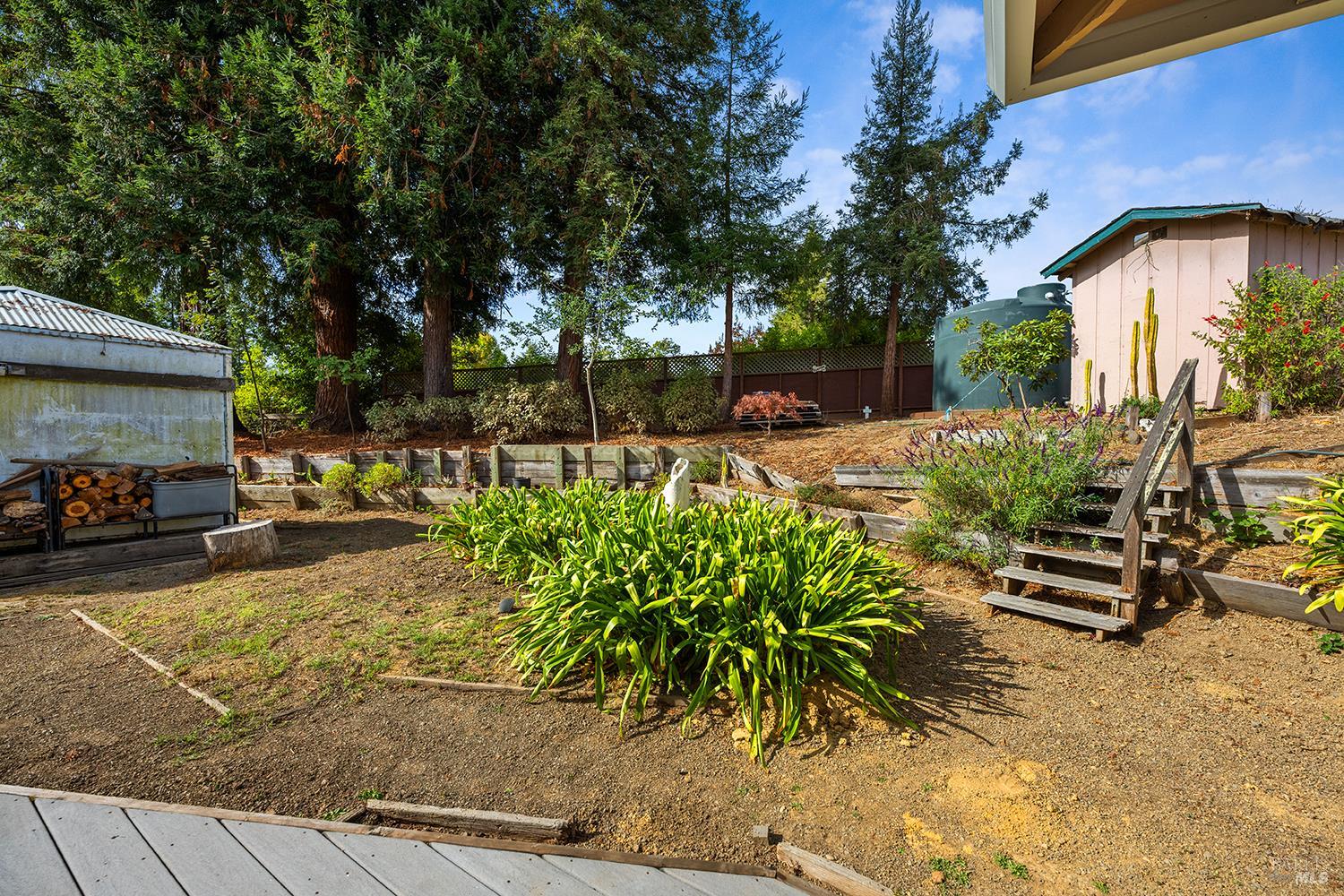 10395 Deblyn Lane Sebastopol CA 95472