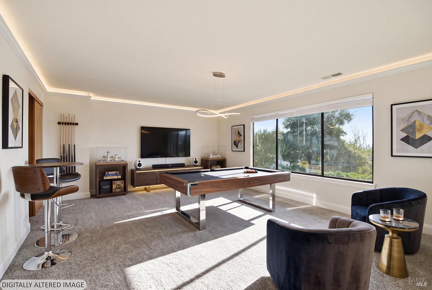 5827 La Cuesta Drive Santa Rosa CA 95409
