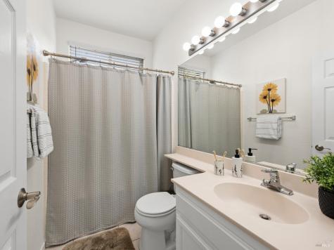 1918 Sestri Lane Petaluma CA 94954