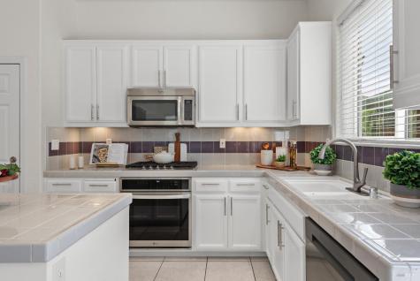 1918 Sestri Lane Petaluma CA 94954