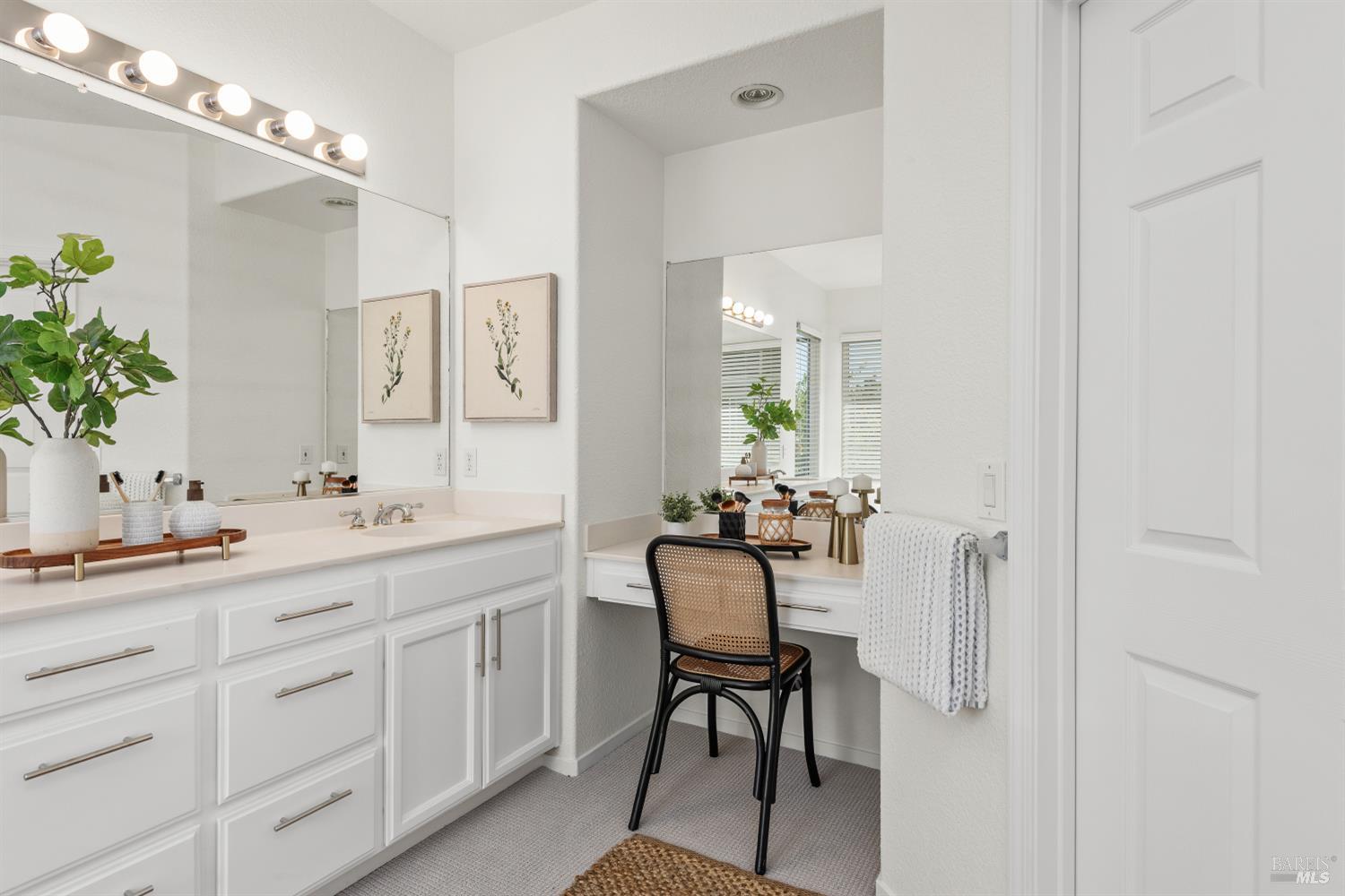 1918 Sestri Lane Petaluma CA 94954
