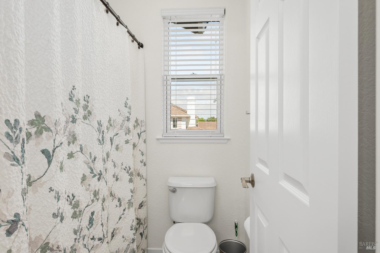 1918 Sestri Lane Petaluma CA 94954