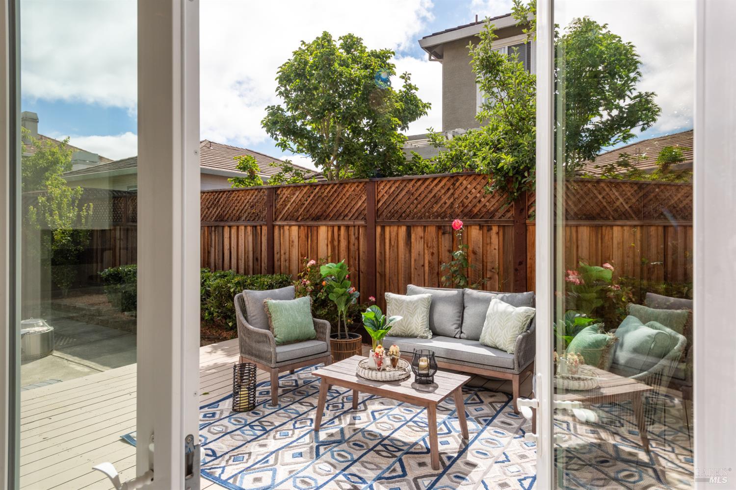 1918 Sestri Lane Petaluma CA 94954
