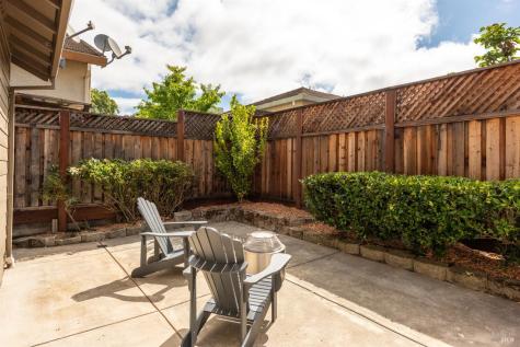 1918 Sestri Lane Petaluma CA 94954