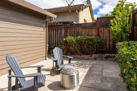 1918 Sestri Lane Petaluma CA 94954