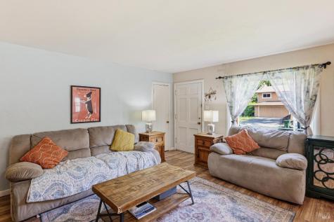 719 Cherry Street Novato CA 94945
