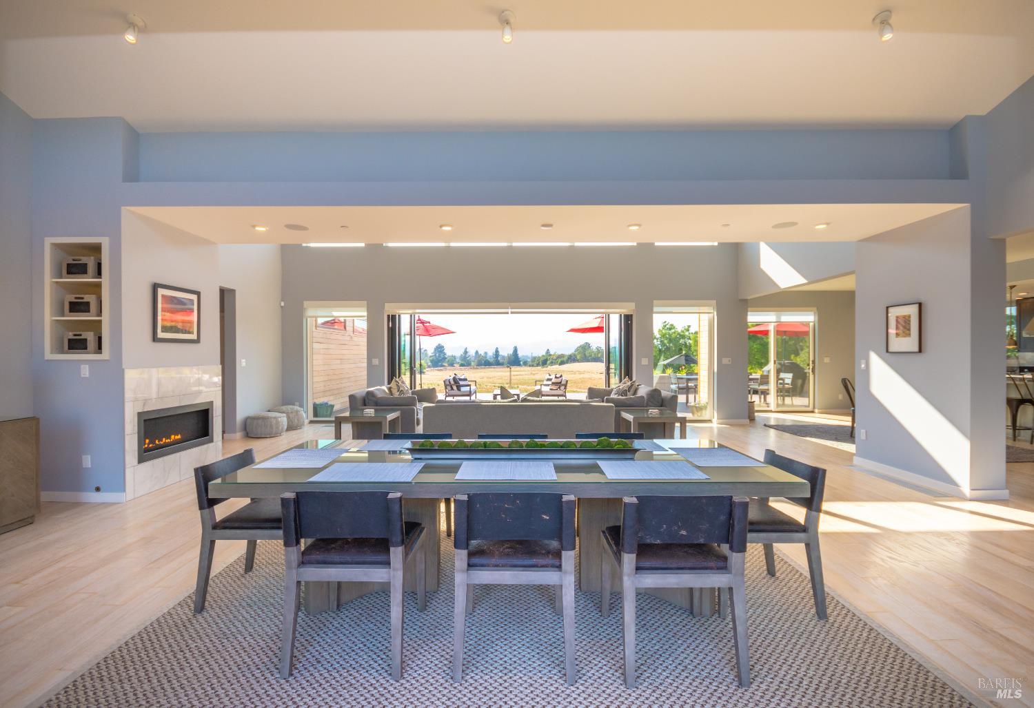 519 Horse Barn Road Healdsburg CA 95448