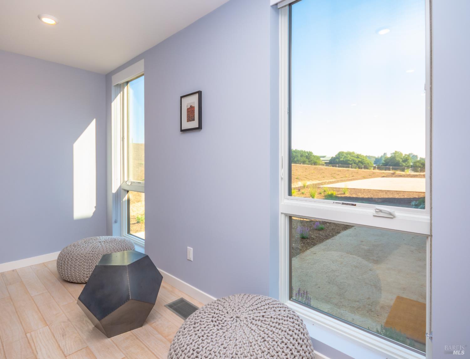 519 Horse Barn Road Healdsburg CA 95448