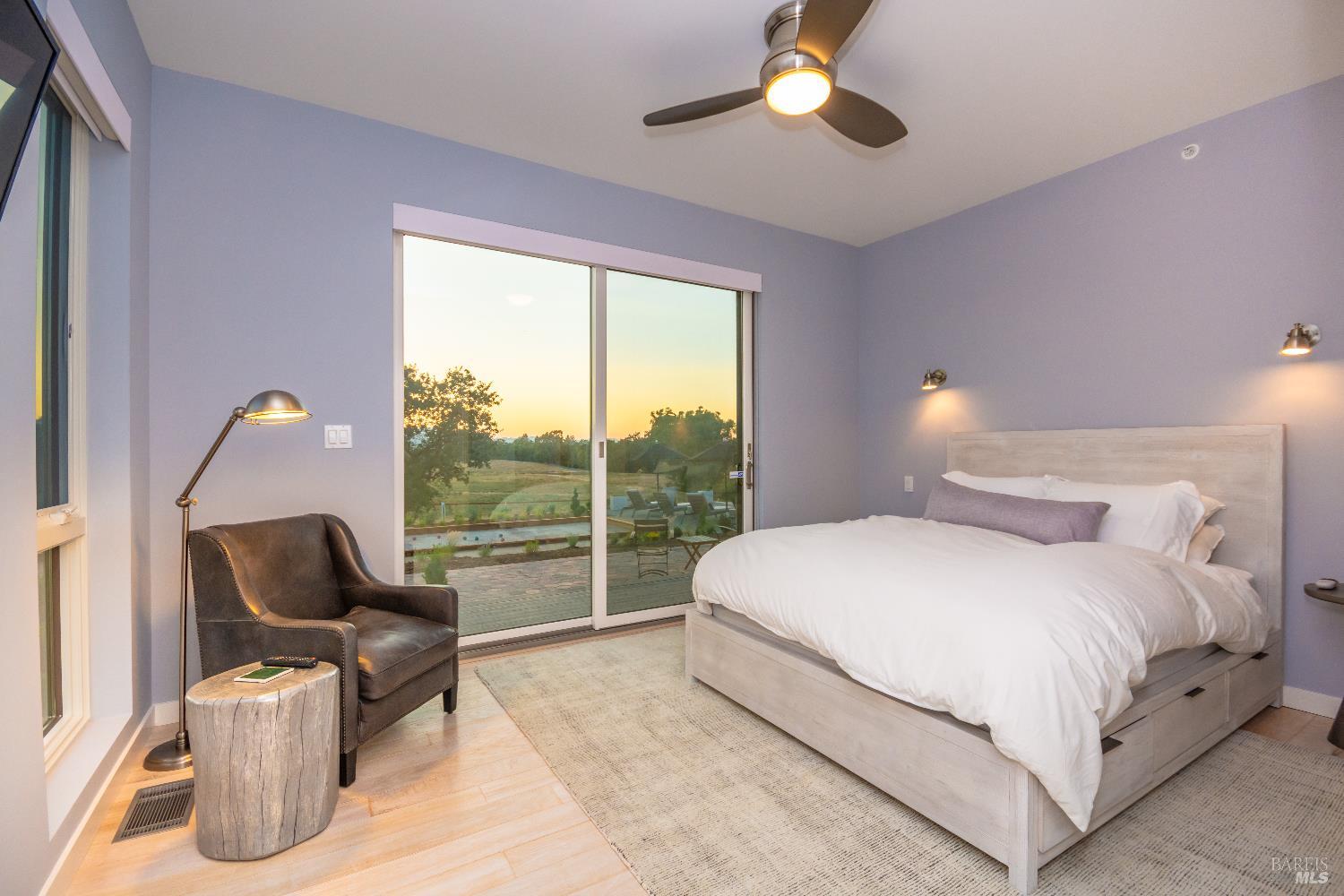 519 Horse Barn Road Healdsburg CA 95448