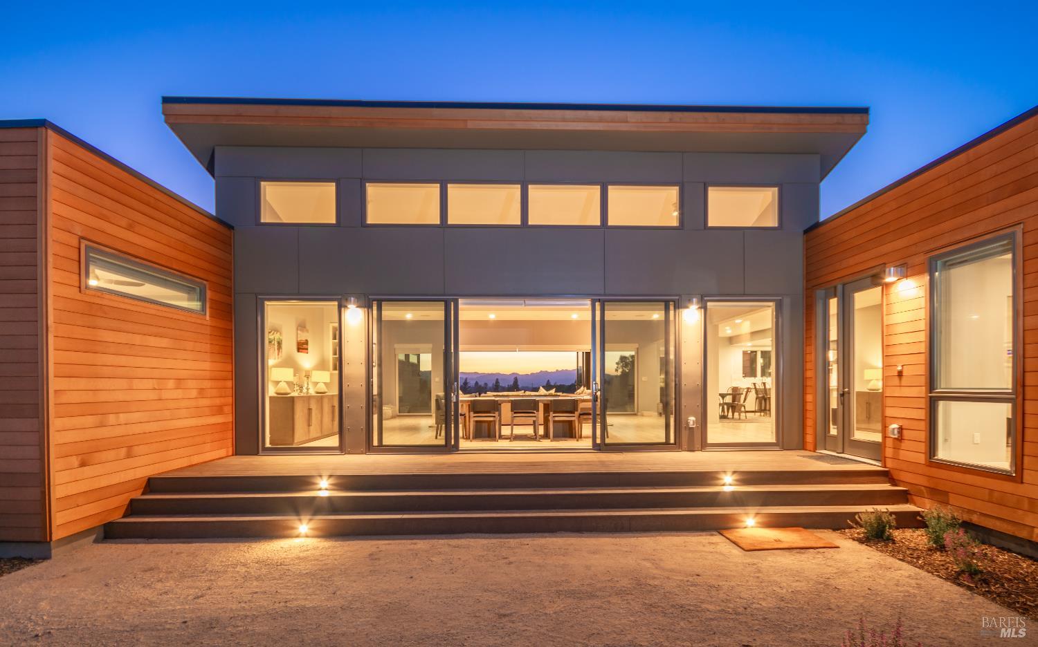 519 Horse Barn Road Healdsburg CA 95448
