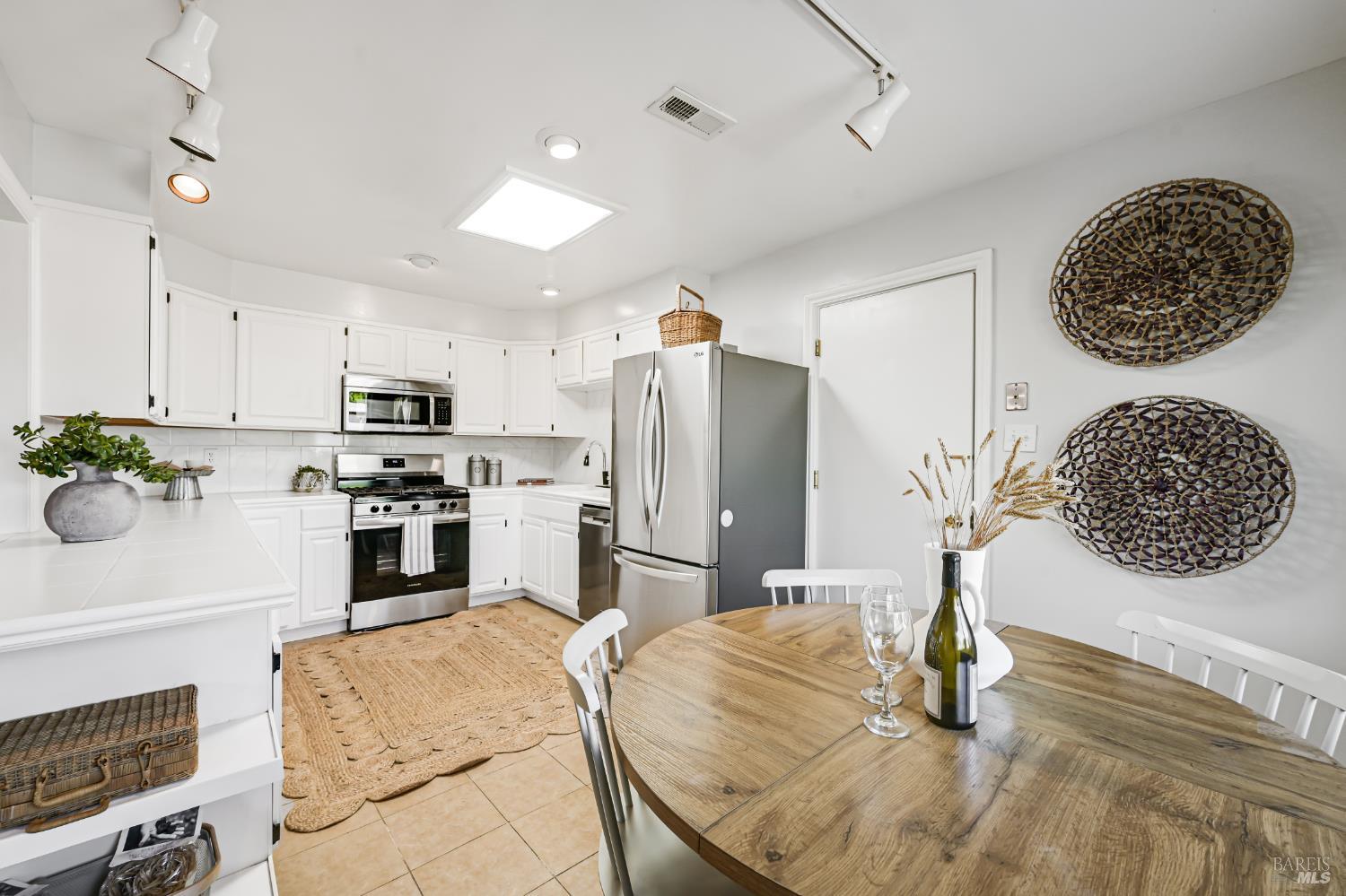 630 Louise Avenue Novato CA 94947