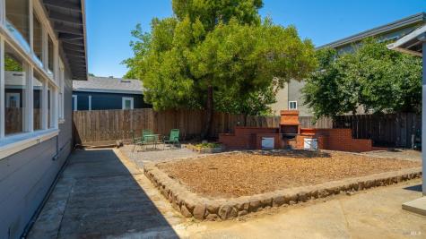 38 Bret Avenue San Rafael CA 94901