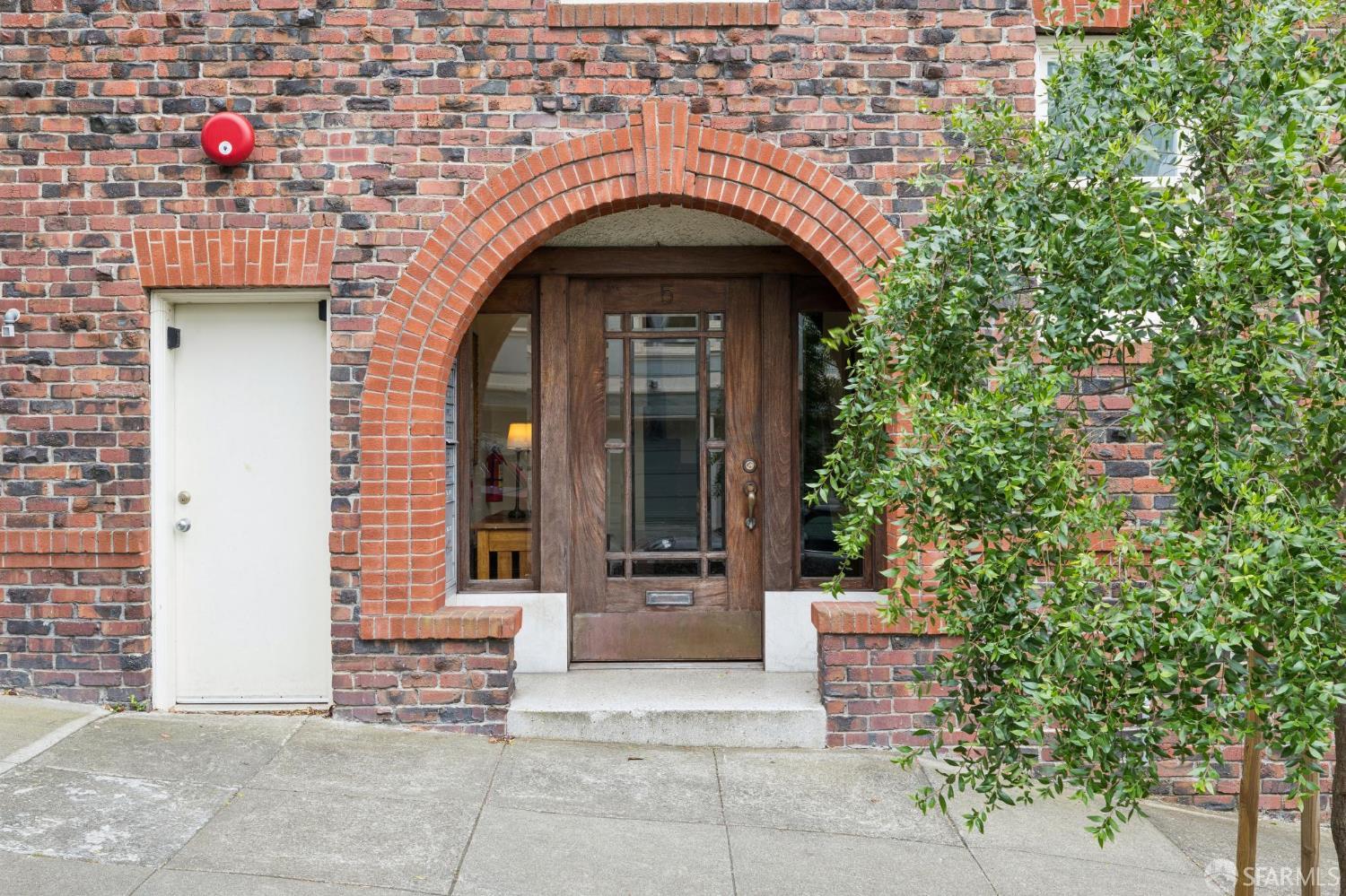 5 Alma Street San Francisco CA 94117