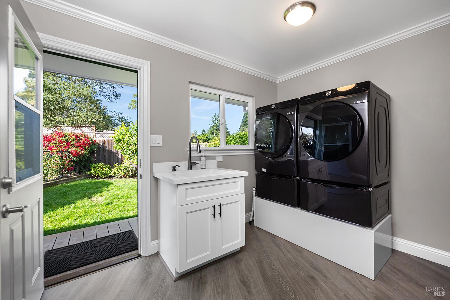 789 Pleasant Hill Road Sebastopol CA 95472
