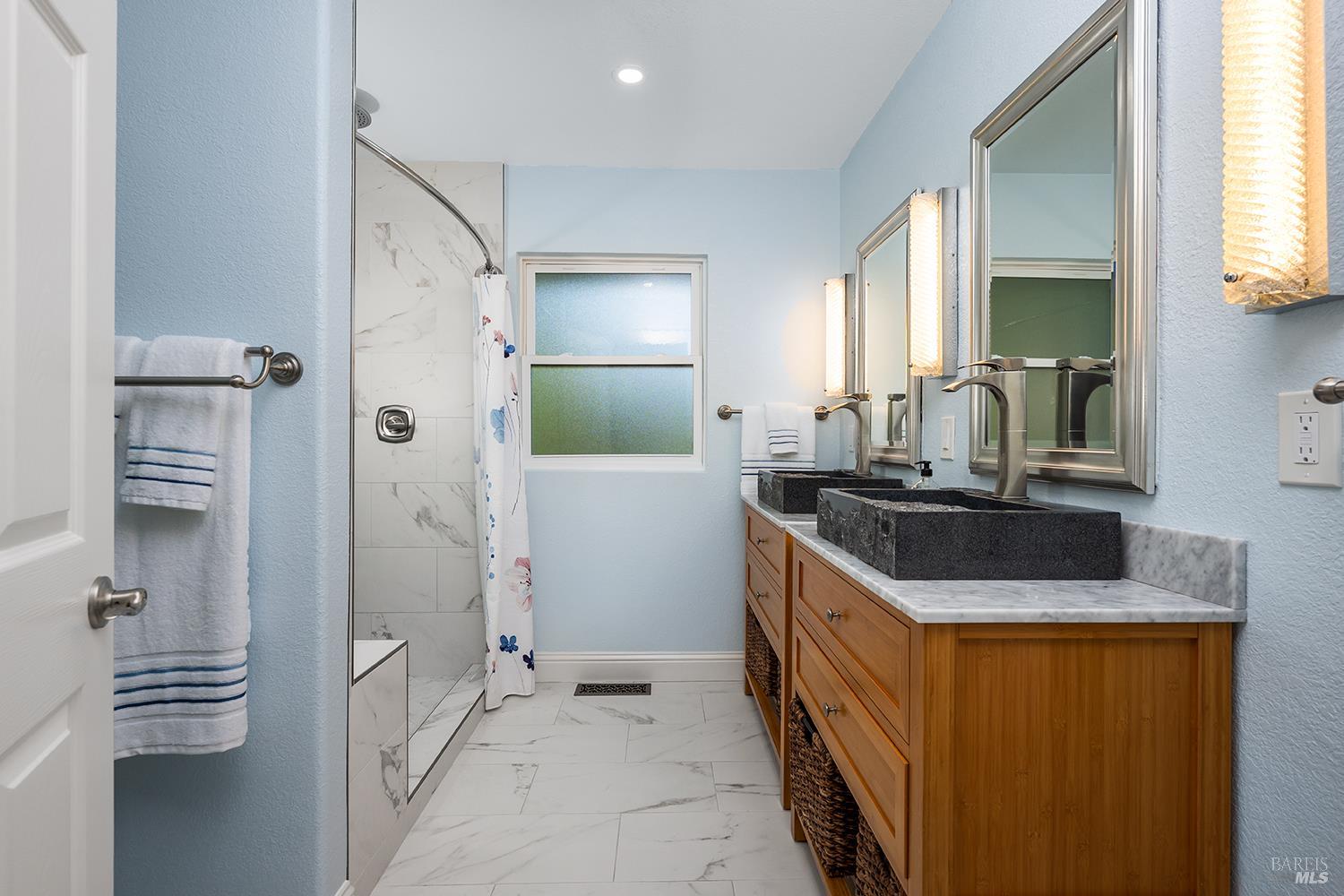 789 Pleasant Hill Road Sebastopol CA 95472