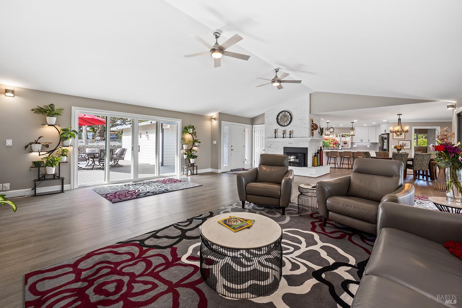 789 Pleasant Hill Road Sebastopol CA 95472