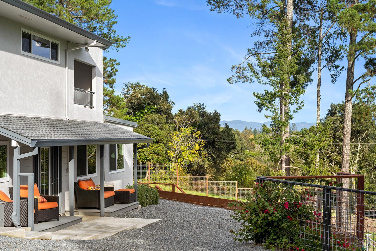 789 Pleasant Hill Road Sebastopol CA 95472
