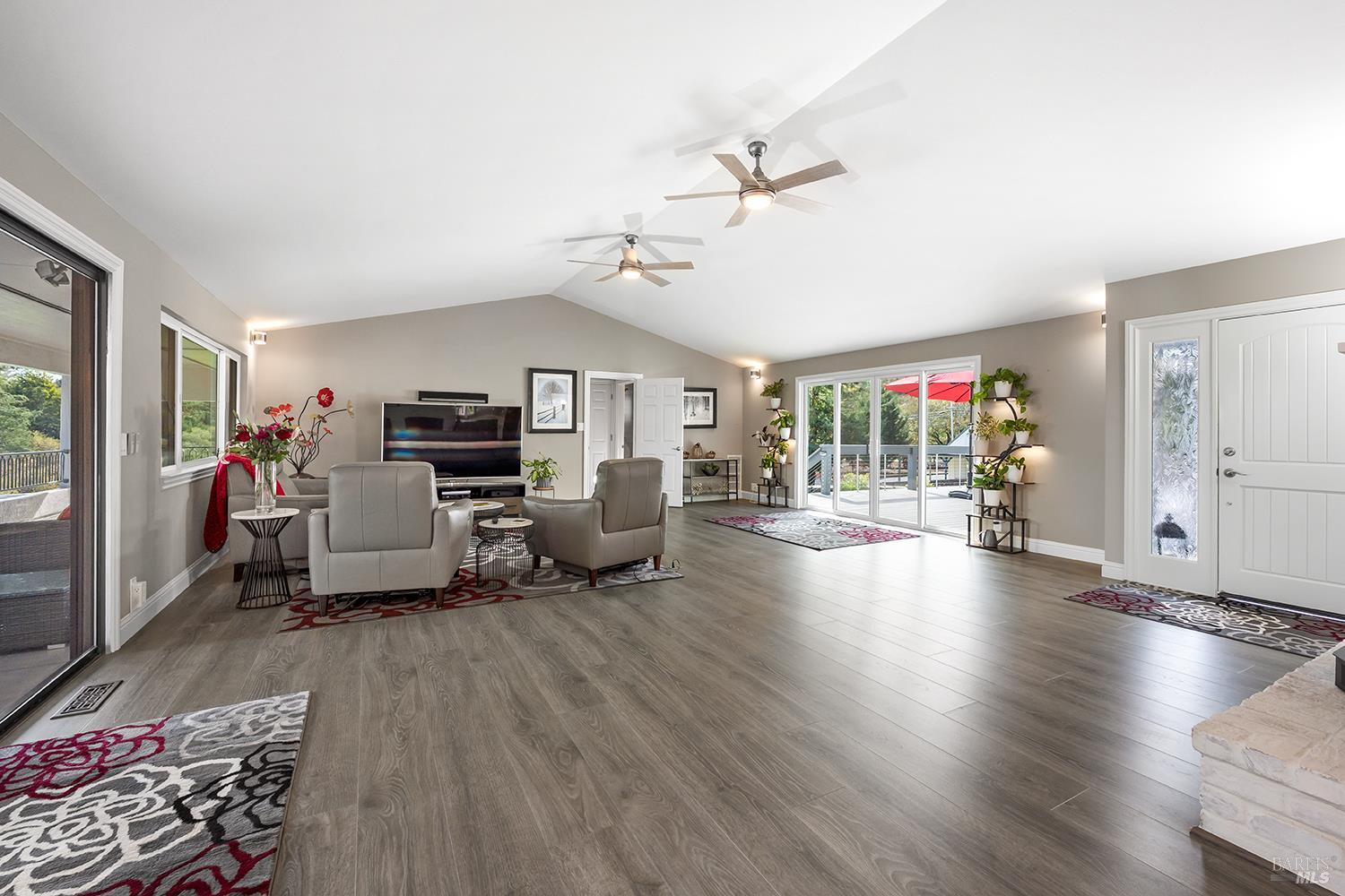 789 Pleasant Hill Road Sebastopol CA 95472