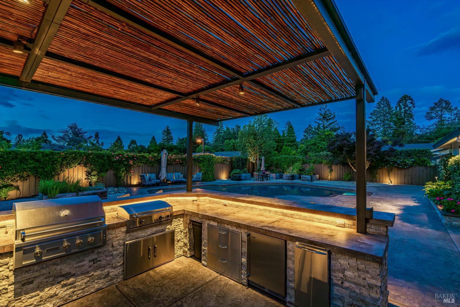 1655 Chardonnay Way St. Helena CA 94574