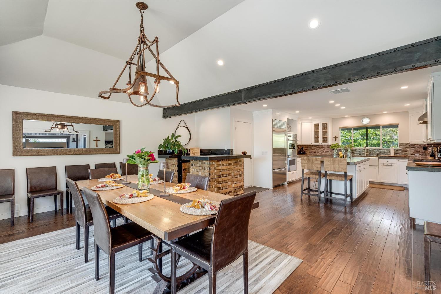 1655 Chardonnay Way St. Helena CA 94574