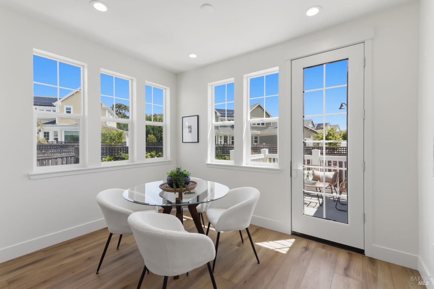 79 Bayharbor Way San Rafael CA 94901