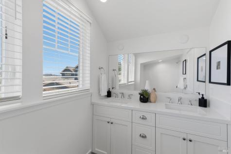 79 Bayharbor Way San Rafael CA 94901