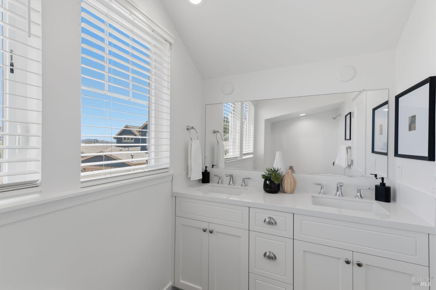 79 Bayharbor Way San Rafael CA 94901