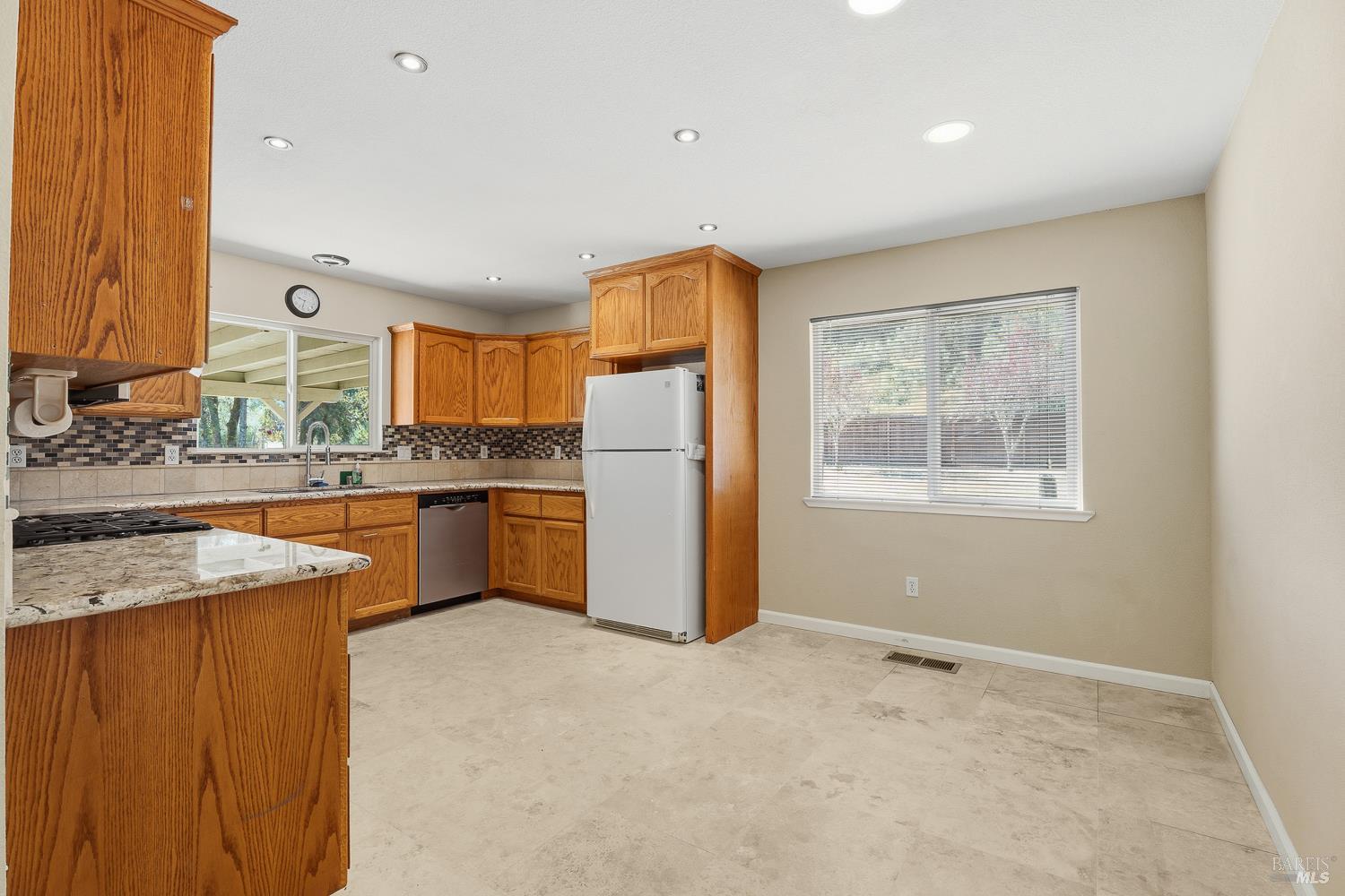 7921 Uva Drive Redwood Valley CA 95470