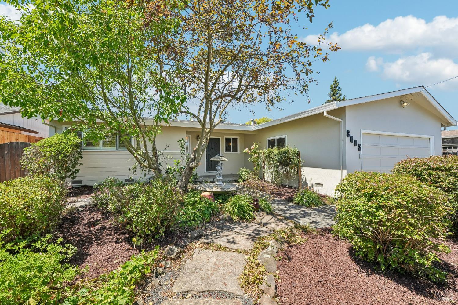 8003 Adrian Drive Rohnert Park CA 94928