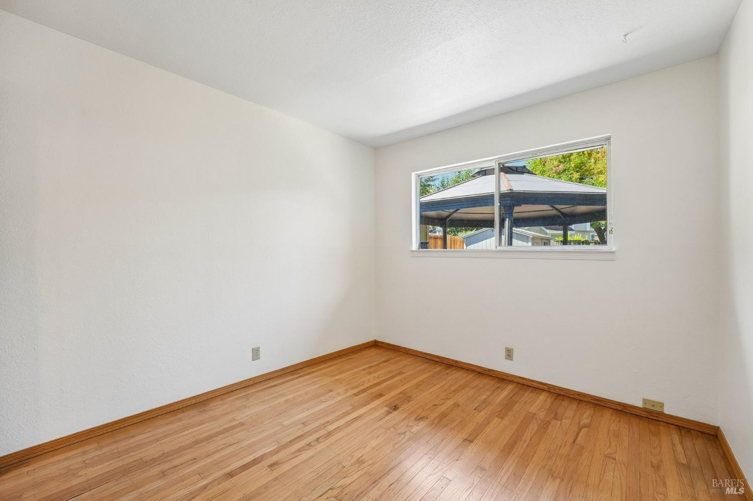 8003 Adrian Drive Rohnert Park CA 94928