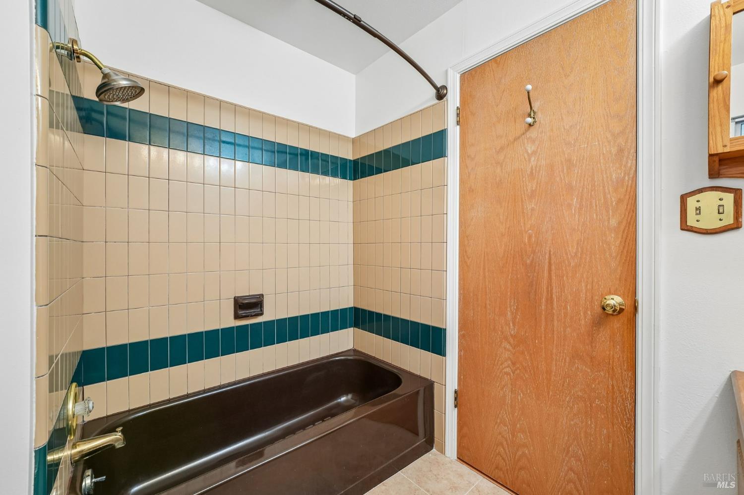 8003 Adrian Drive Rohnert Park CA 94928