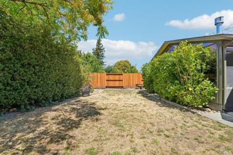 8003 Adrian Drive Rohnert Park CA 94928