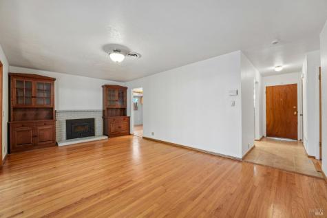 8003 Adrian Drive Rohnert Park CA 94928