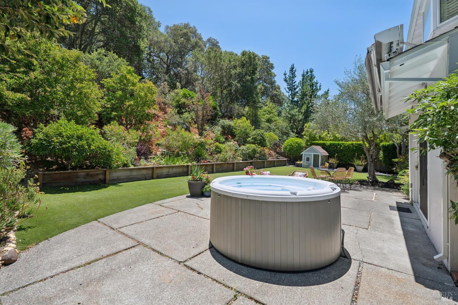 28 Castlewood Drive San Rafael CA 94901