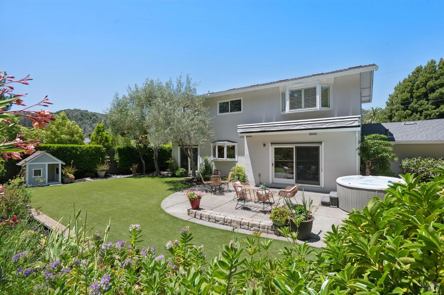 28 Castlewood Drive San Rafael CA 94901