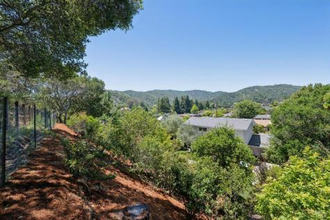 28 Castlewood Drive San Rafael CA 94901