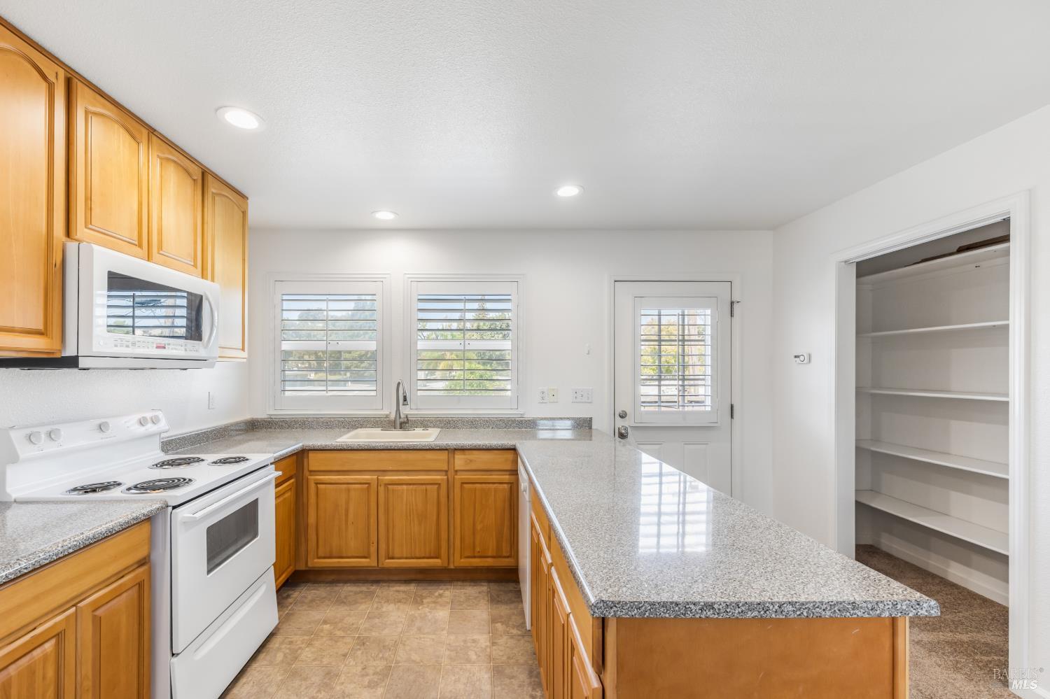 396 Elder Street Vacaville CA 95688